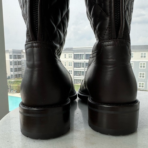 CHANEL - Brown Quilted Riding Boots, Interlocking Logo- Authentic- size 37 - Picture 7 of 14